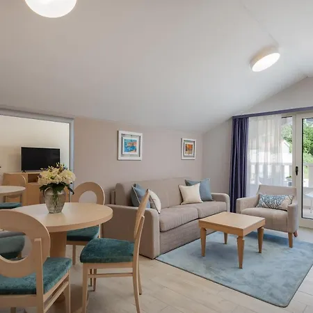 Flora Апарт-отель Тучепи