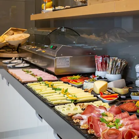 Апарт-отель Flora Тучепи