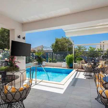 Апарт-отель Flora