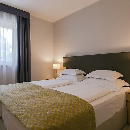 Flora 4* Тучепи