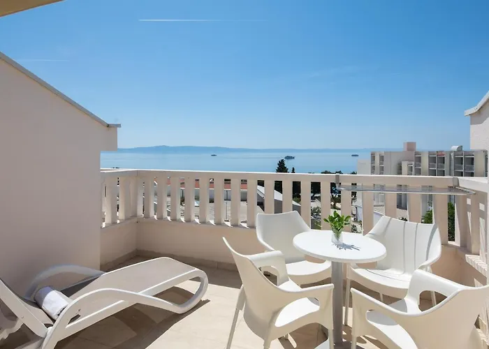 Flora 4* Tučepi