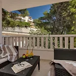 Flora 4* Tučepi