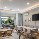 Apart Otel Flora
