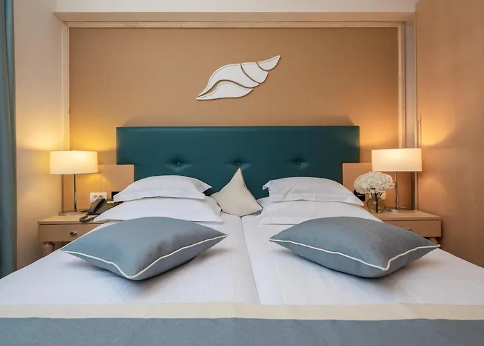 Aparthotel Flora