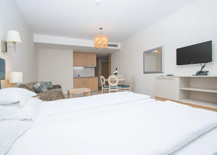 Apartmanhotel Flora Tučepi